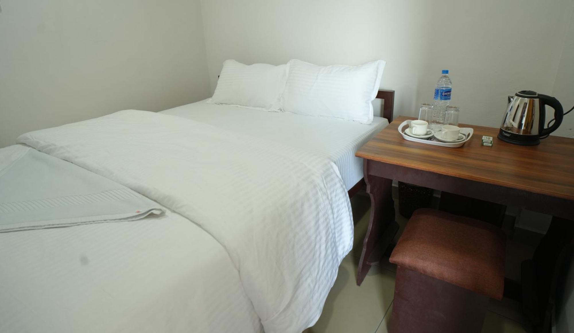 מלון נדומבסרי Port View Residency Pvr מראה חיצוני תמונה