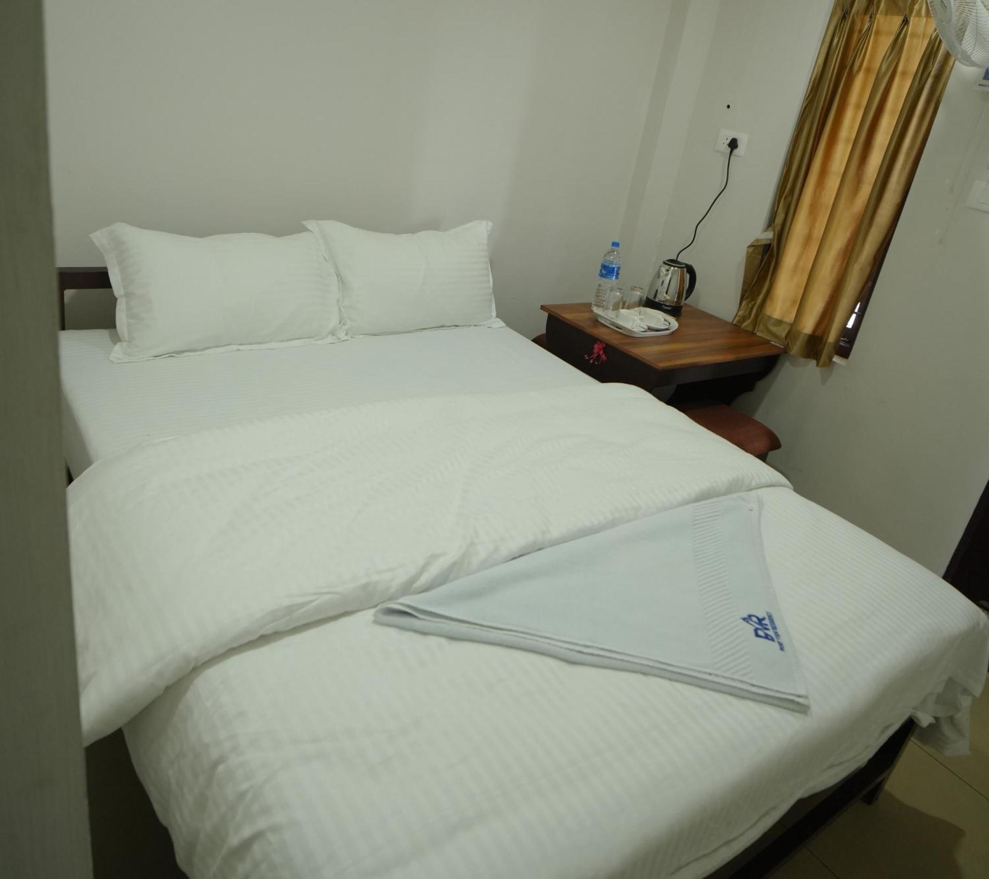 מלון נדומבסרי Port View Residency Pvr מראה חיצוני תמונה