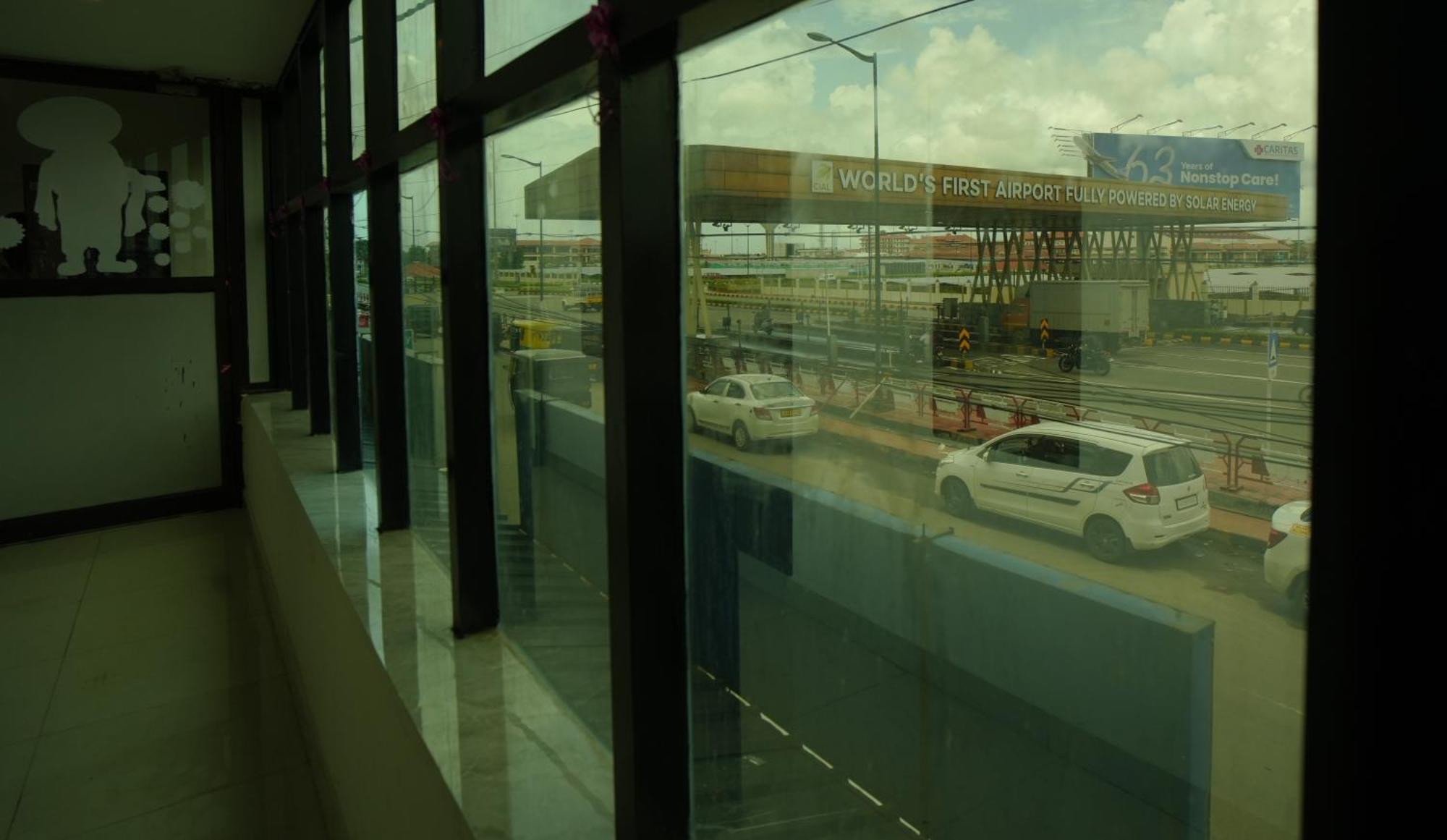 מלון נדומבסרי Port View Residency Pvr מראה חיצוני תמונה